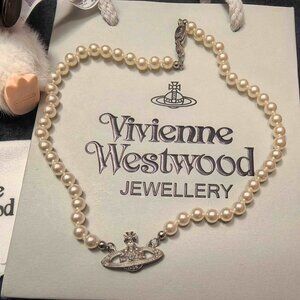 Vivienne Westwood Mini Bas Relief Pearl Choker Necklace